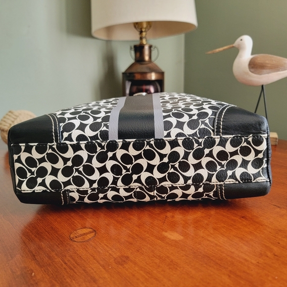 Coach F15137 Chelsea Heritage Stripe Signature Black White Coated Canvas Tote - Picture 7 of 14